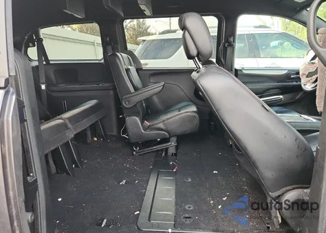 2016 Dodge Grand Caravan R/T from USA, damaged, VIN 2C4RDGEG2GR370795